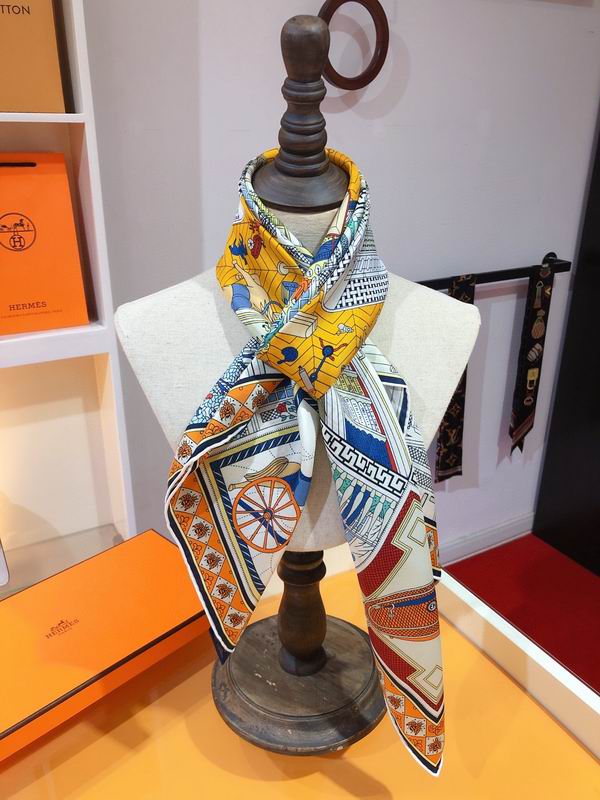 Hermes silk scarf 90X90cm E07 (23)